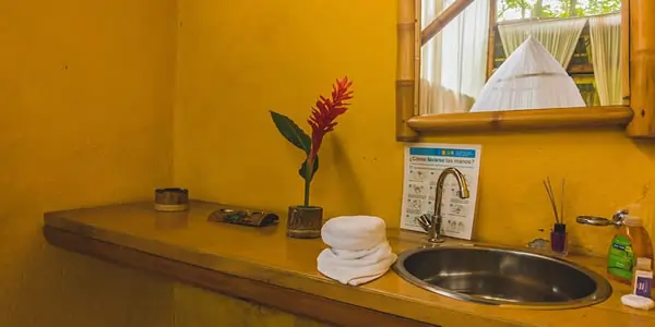 baño-ecohabs-minca