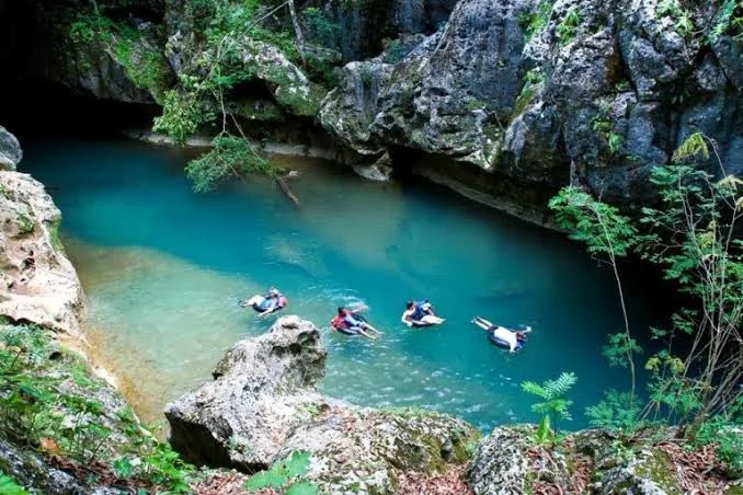 blue-hole blue-hole