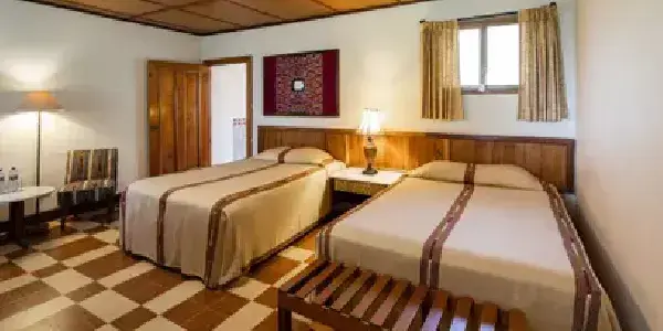 habitacion-regis-flores habitacion-regis-flores